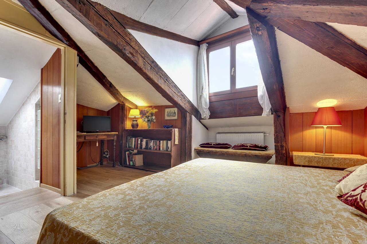 Ca' Badoer Attic Apartment เวนิส ภายนอก รูปภาพ